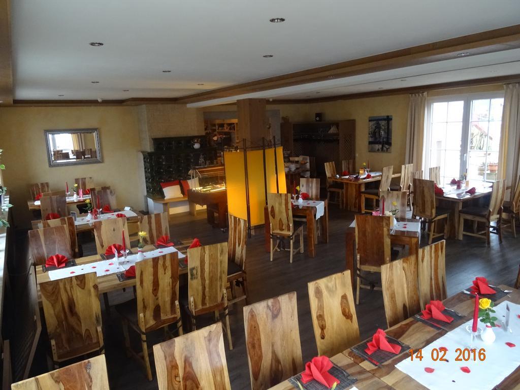 4 Jahreszeiten Mit Restaurant Hotel